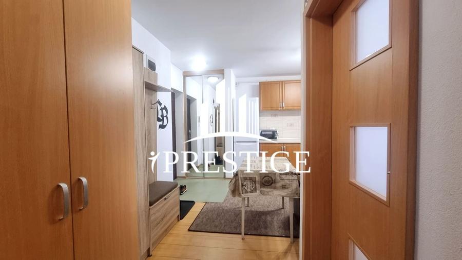 Apartament cu 2 camere semidecomandat, mobilat în Mihai Viteazul