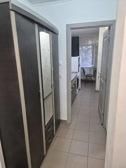 Garsonieră decomandată în Giurgiului