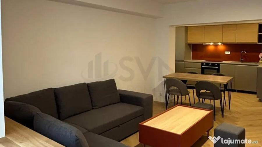 Apartament cu 3 camere decomandat în Victoriei