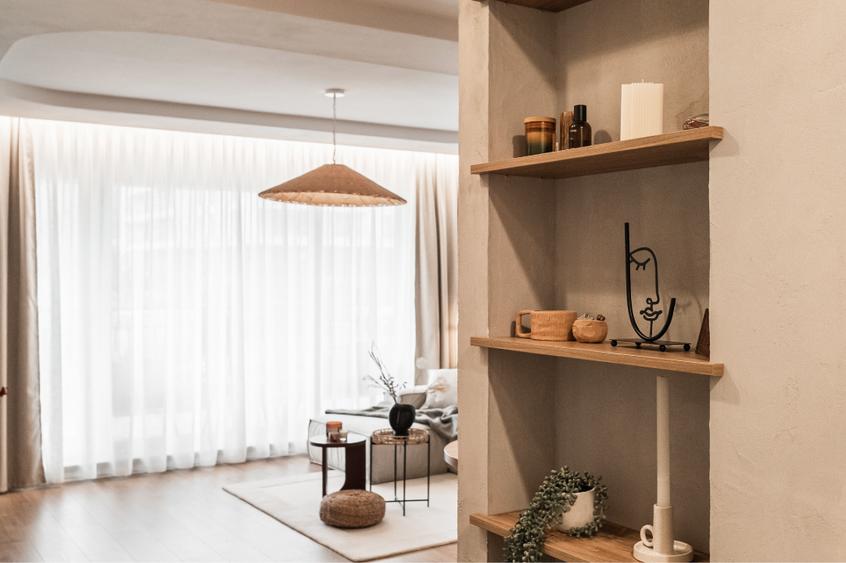 Apartament cu 3 camere semidecomandat, mobilat în Tractorul