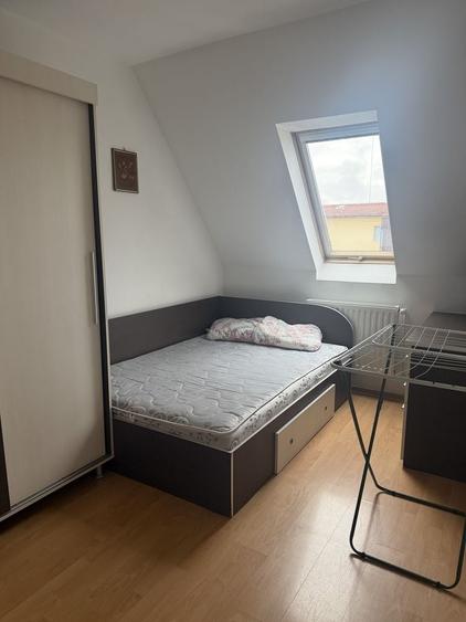 Apartament cu 2 camere semidecomandat în Girocului