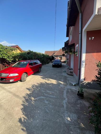 Casă cu 4 camere în Husasău de Criș