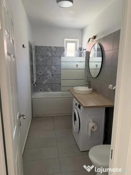 Inchiriez Apartament Bloc Nou - 3