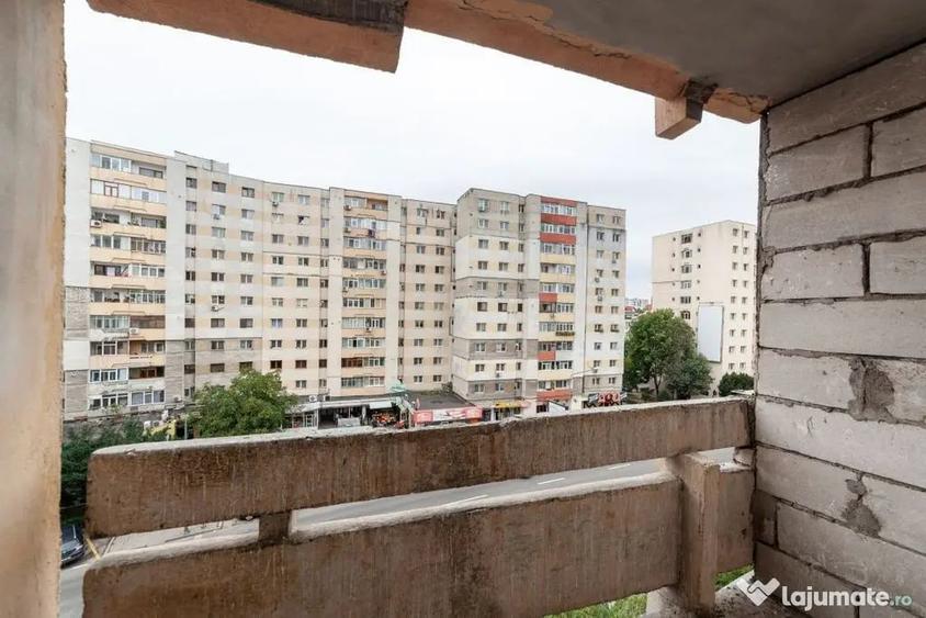 Apartament cu 3 camere decomandat în Nord