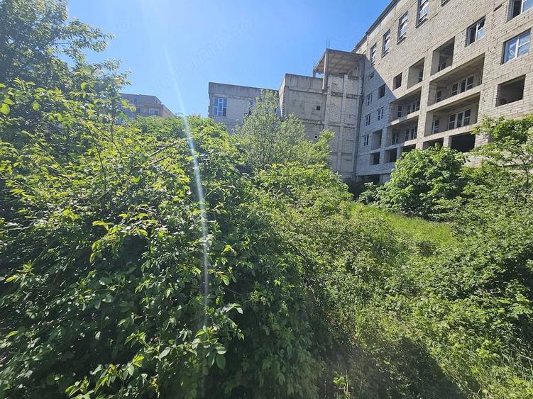Teren de 500 mp, în Liliacului