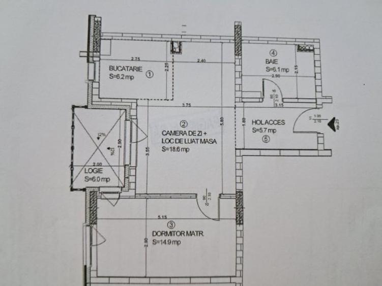 Apartament cu 2 camere semidecomandat, mobilat în Florești