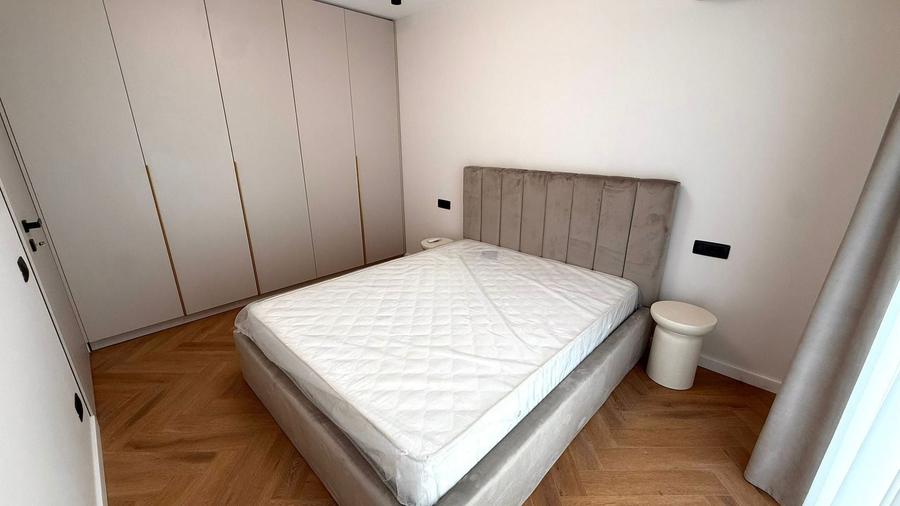 Apartament cu 2 camere, mobilat în Băneasa