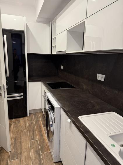 Apartament cu 3 camere decomandat, mobilat în Parcul Circului