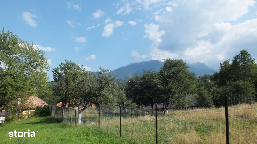 Teren de 1364 mp, în Bran