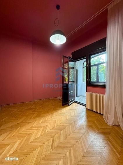 Apartament cu 4 camere în Primăverii