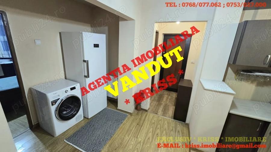 Apartament cu 3 camere decomandat în Prundu