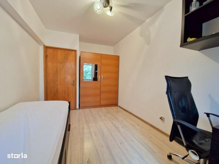 Apartament cu 3 camere decomandat în Titulescu