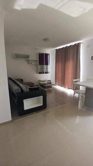 Apartament cu 2 camere decomandat în Soarelui