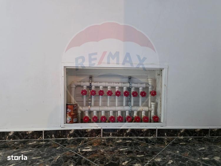 Casă cu 3 camere cu Teren 966 Mp în Gârleni
