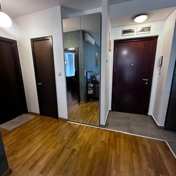 Apartament cu 2 camere semidecomandat în Băneasa