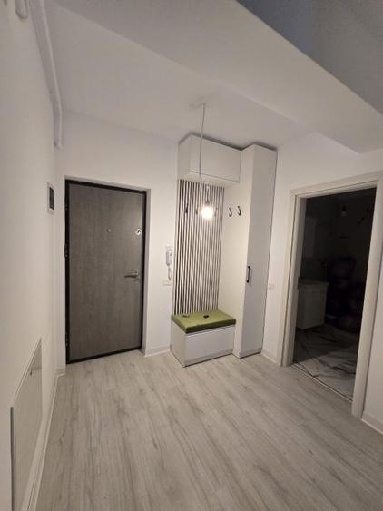 Garsonieră decomandată, mobilată în Central
