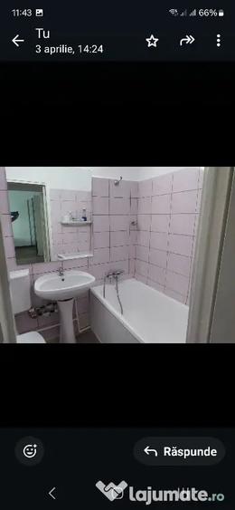 Apartament cu 3 camere decomandat în Apusului
