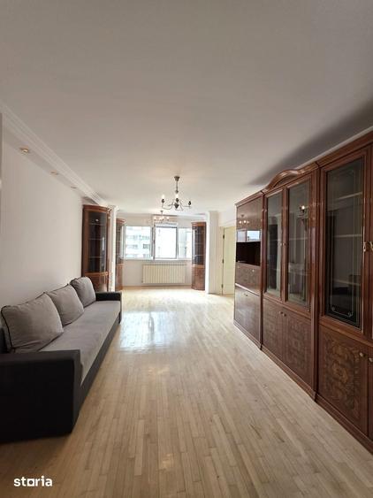 Apartament cu 4 camere în 13 Septembrie