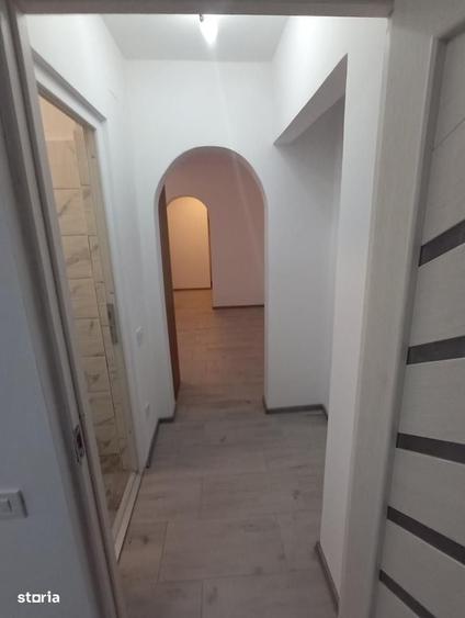 Apartament cu 2 camere semidecomandat în Gorjului