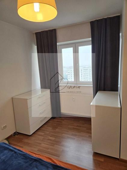 Apartament cu 3 camere decomandat, mobilat în Socului