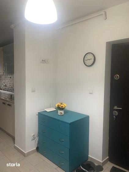 Garsonieră decomandată în Tei