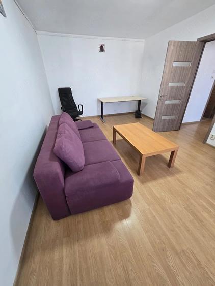 Apartament cu 2 camere decomandat în Vitan