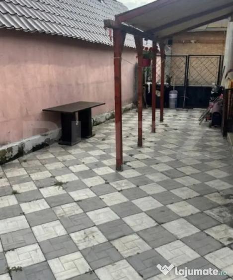 Casă cu 2 camere cu Teren 214 Mp în Căstău