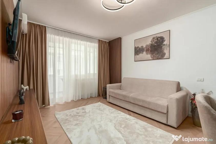 Apartament cu 2 camere semidecomandat în Universitate