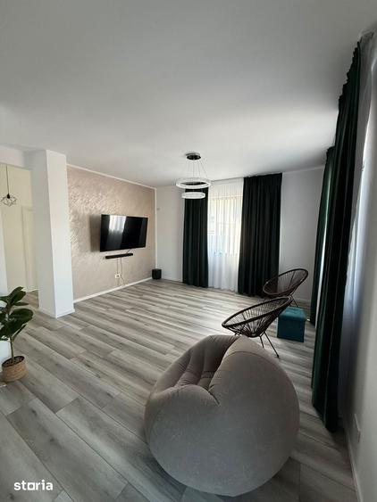 Casă cu 3 camere cu Teren 250 Mp în Clinceni