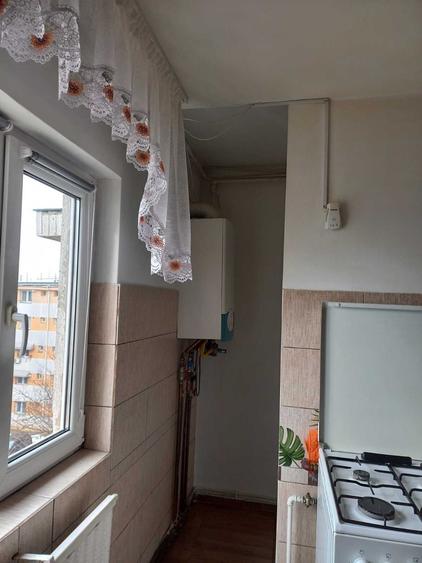 Apartament cu 2 camere semidecomandat în Baicului