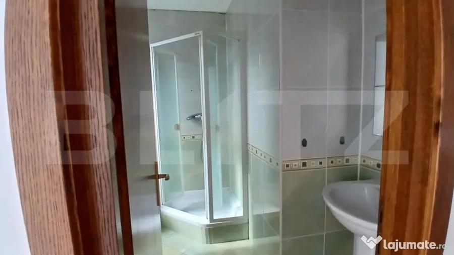 Vila de vanzare, 300 mp, zona Livezeni - 5