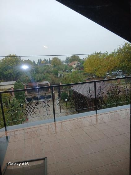 Casă cu 4 camere în Dancu