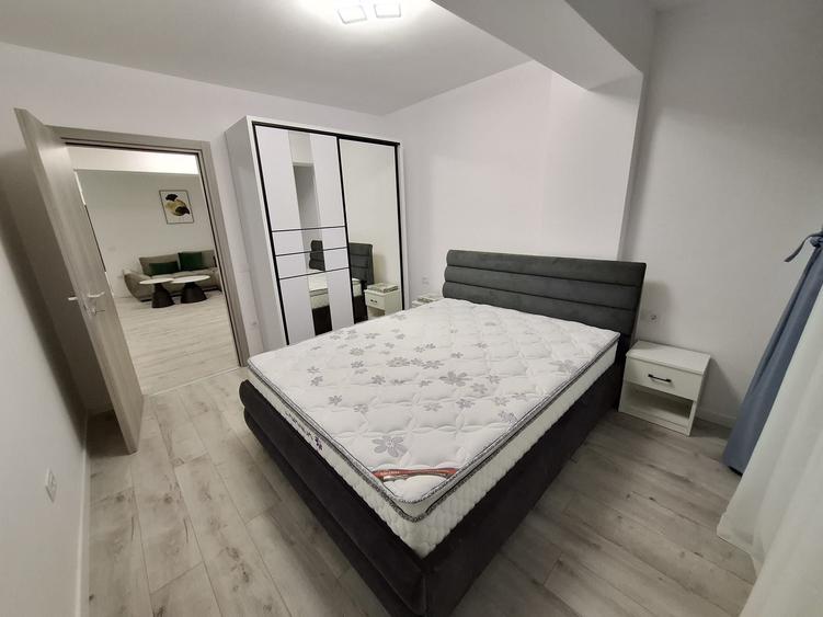 Apartament cu 2 camere decomandat în Calea Moldovei