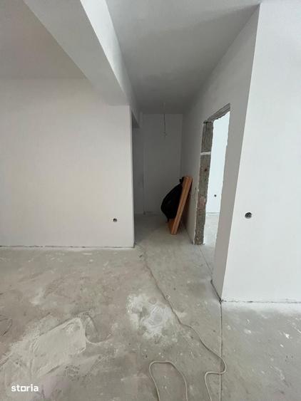Apartament cu 3 camere decomandat în Valea Lupului