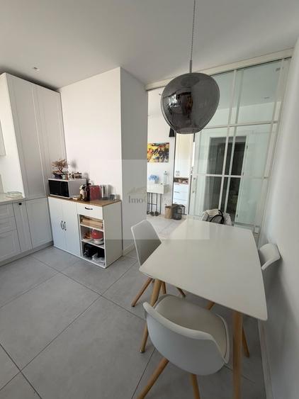 Duplex cu 4 camere cu Canalizare în Iris