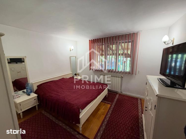 Casă cu 5 camere decomandat cu Teren 356 Mp în Teiu