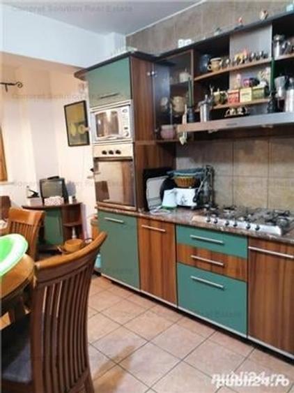 Casă cu 6 camere cu Teren 80 Mp în Central