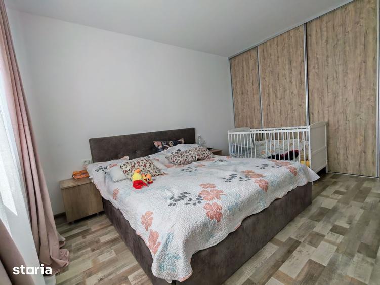 Casă cu 4 camere cu Teren 300 Mp în Agigea