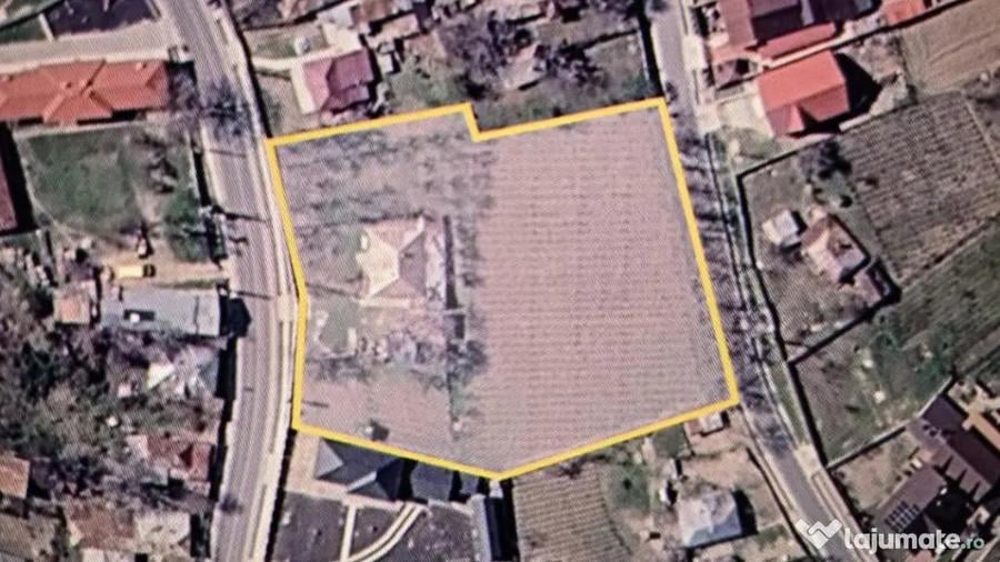 Casă cu 5 camere în Central