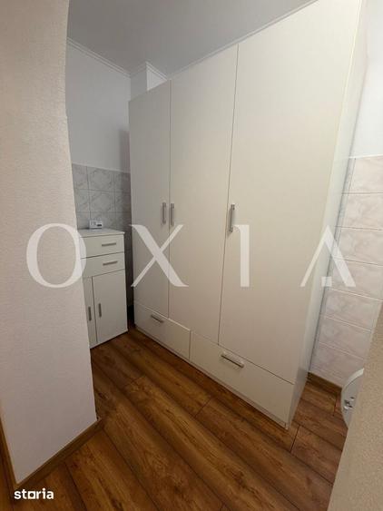 Casă cu 5 camere cu Teren 200 Mp în Moșnița Nouă
