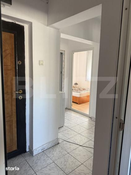 Apartament cu 3 camere decomandat în Micro 3