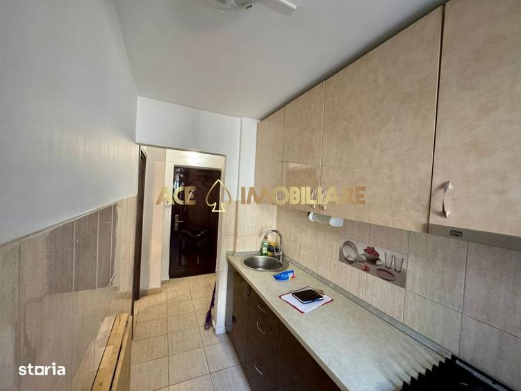 Apartament cu 2 camere, mobilat în Gara de Nord