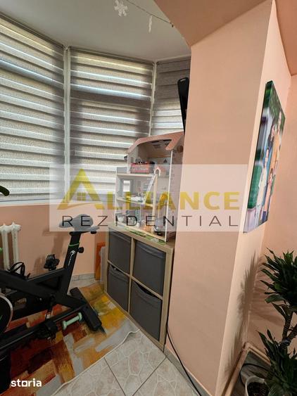 Apartament cu 4 camere, mobilat în Berceni
