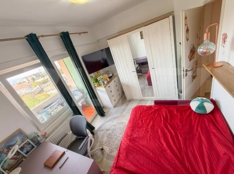 Apartament cu 2 camere decomandat, mobilat în Central