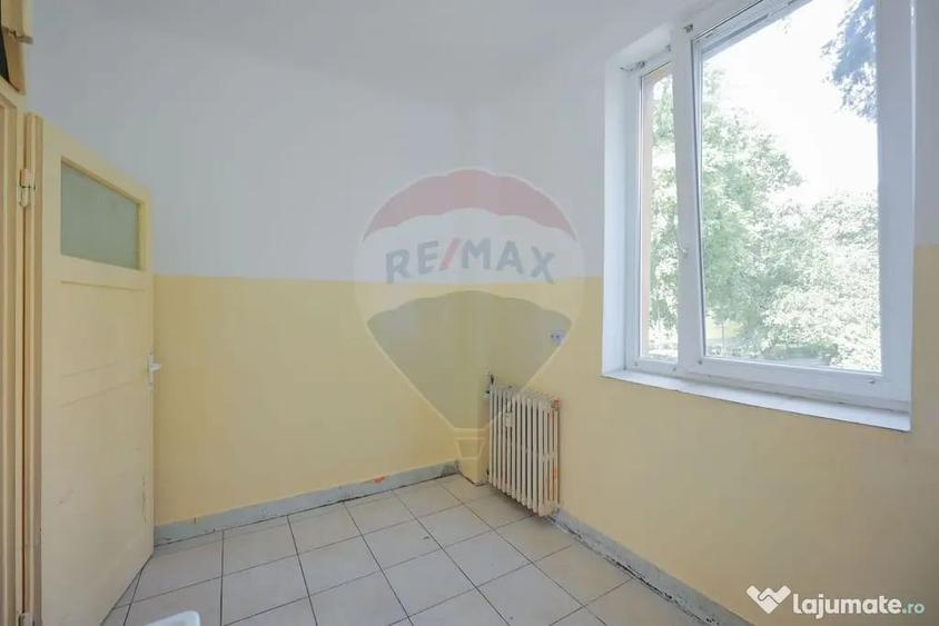 Apartament cu 2 camere decomandat în Decebal