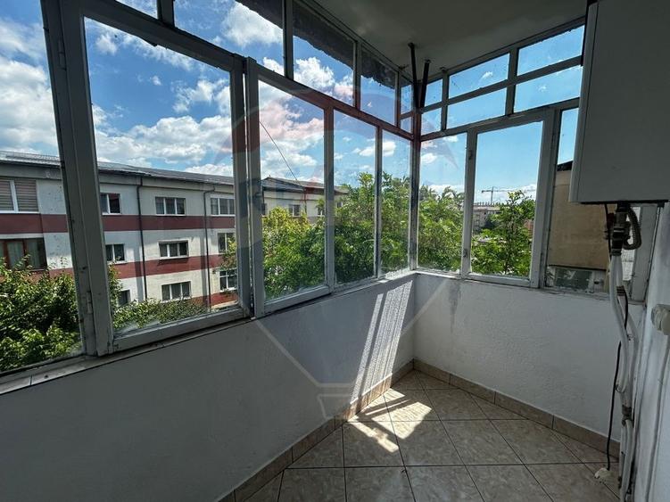 Apartament cu 3 camere decomandat în Bogdan Vodă
