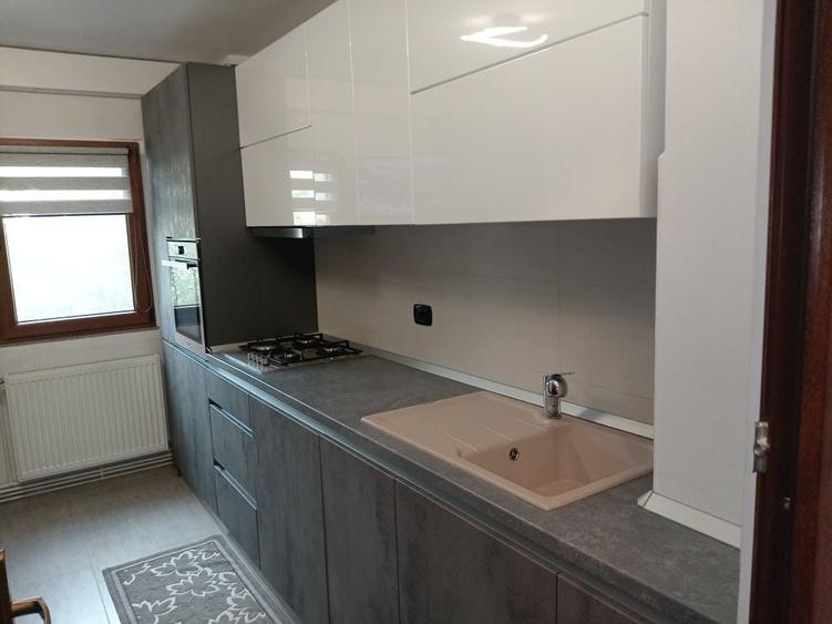 Apartament cu 2 camere decomandat în Coman