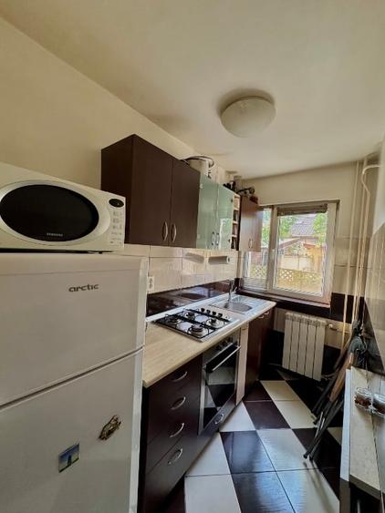 Apartament cu 2 camere decomandat în Complex Studențesc