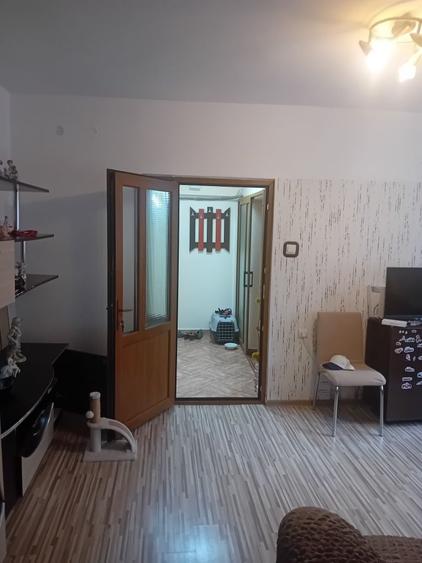 Apartament cu 2 camere decomandat în Berca