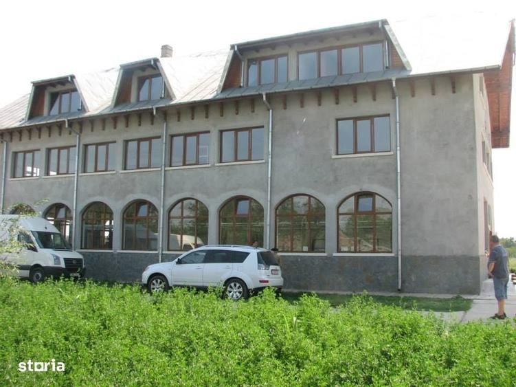 Casă cu 4 camere în Uiești